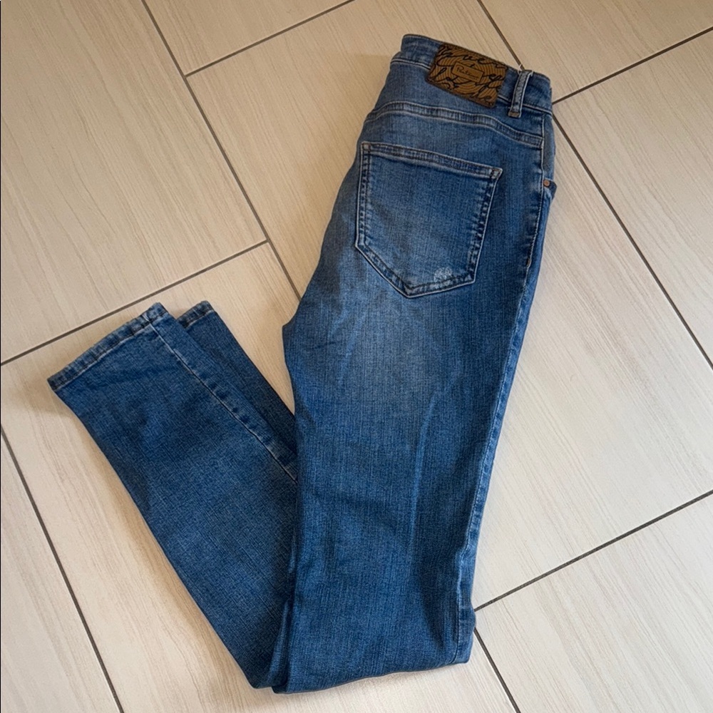 Women's High Rise Skinny Jeans